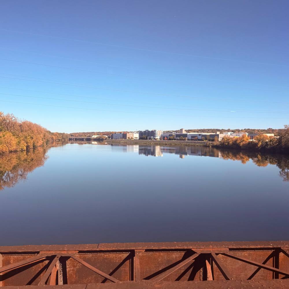 Mohawk River in Schenectady. 🚂