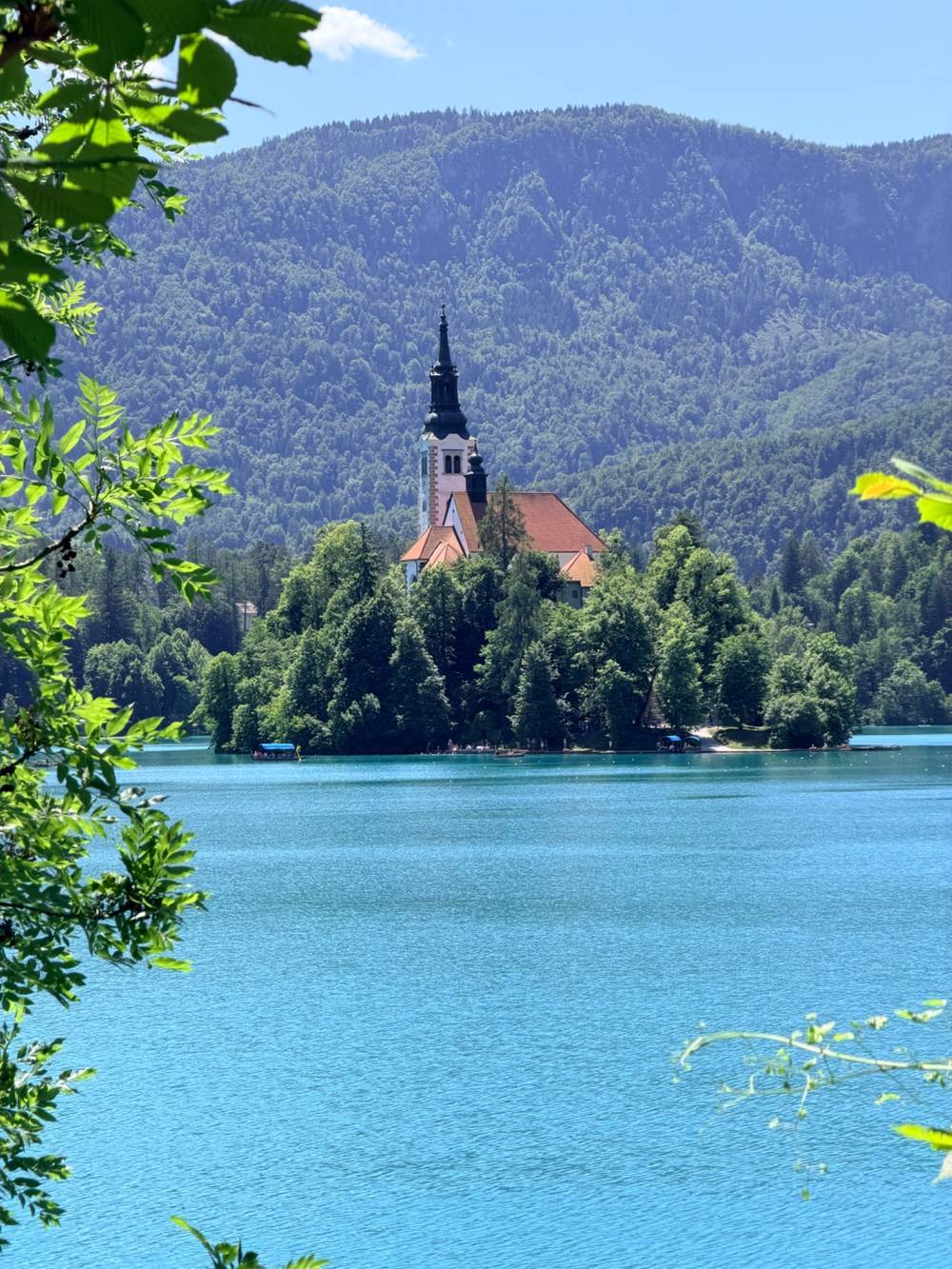 What a wonderful lake.