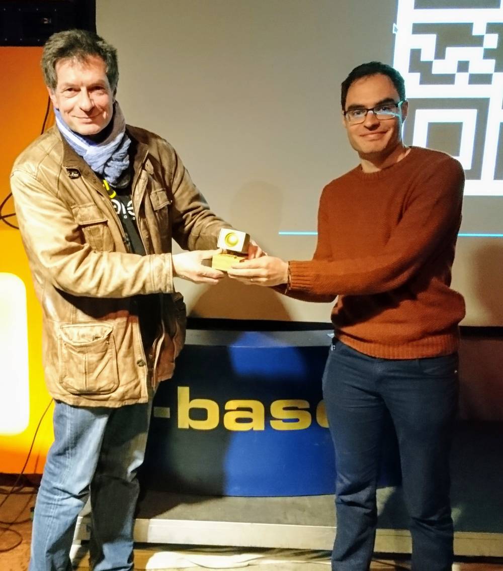 2019-04-30-berlin-hack-tell-70-black-hole-tell