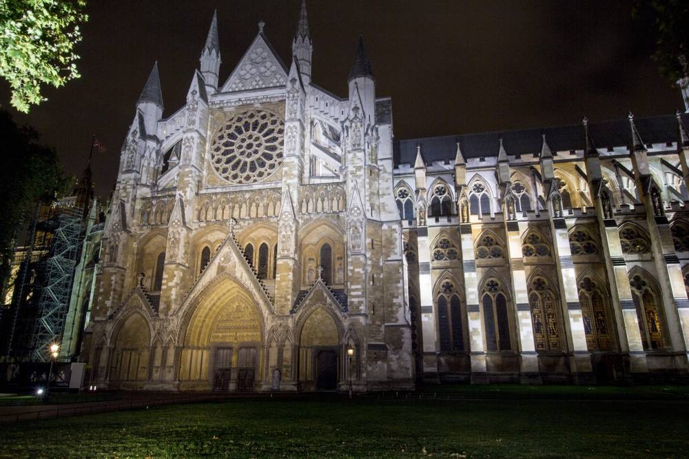 London 2016 · Westminster Abbey at night, London