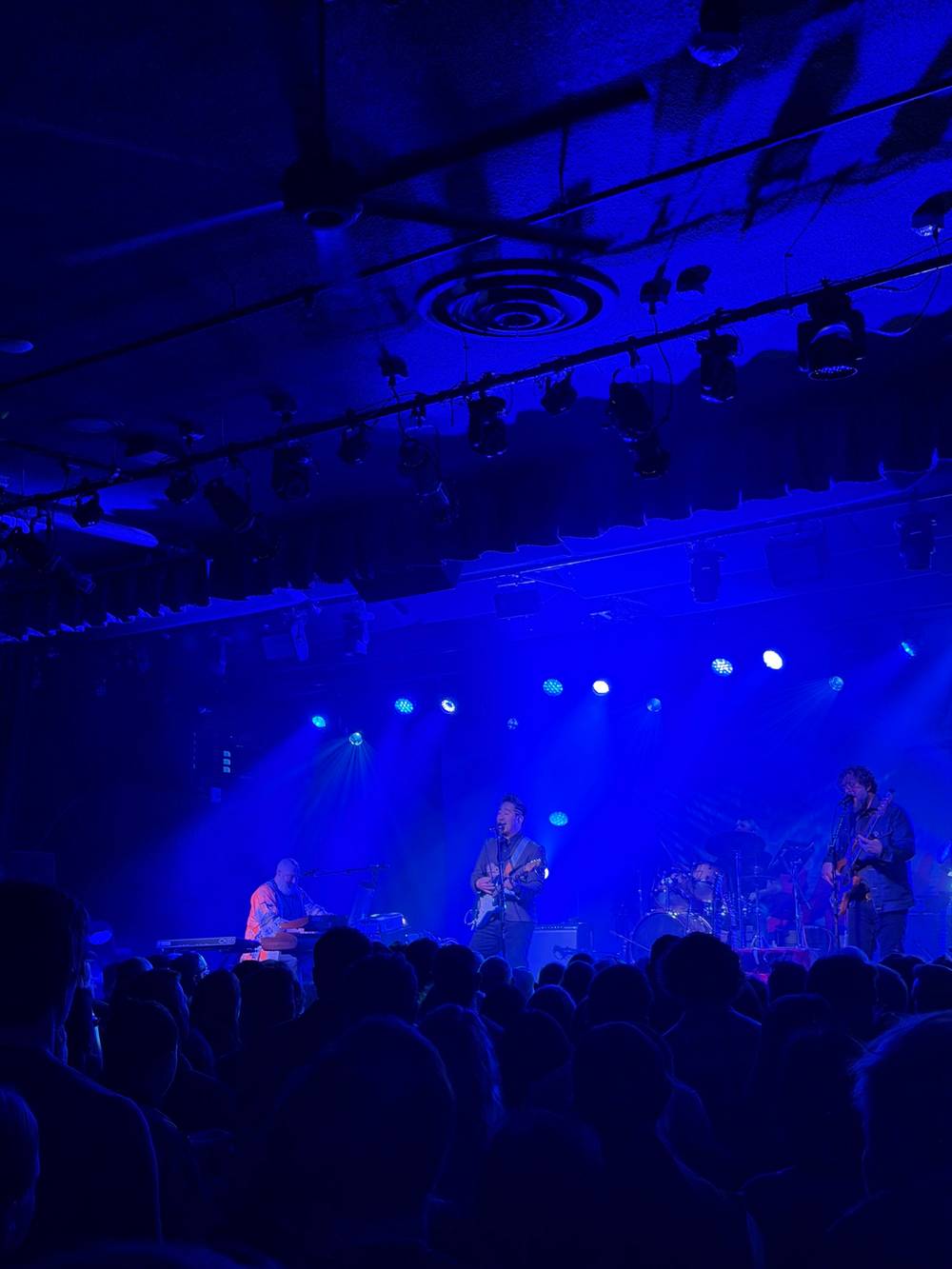 Kishi Bashi, photo 2 of 8
