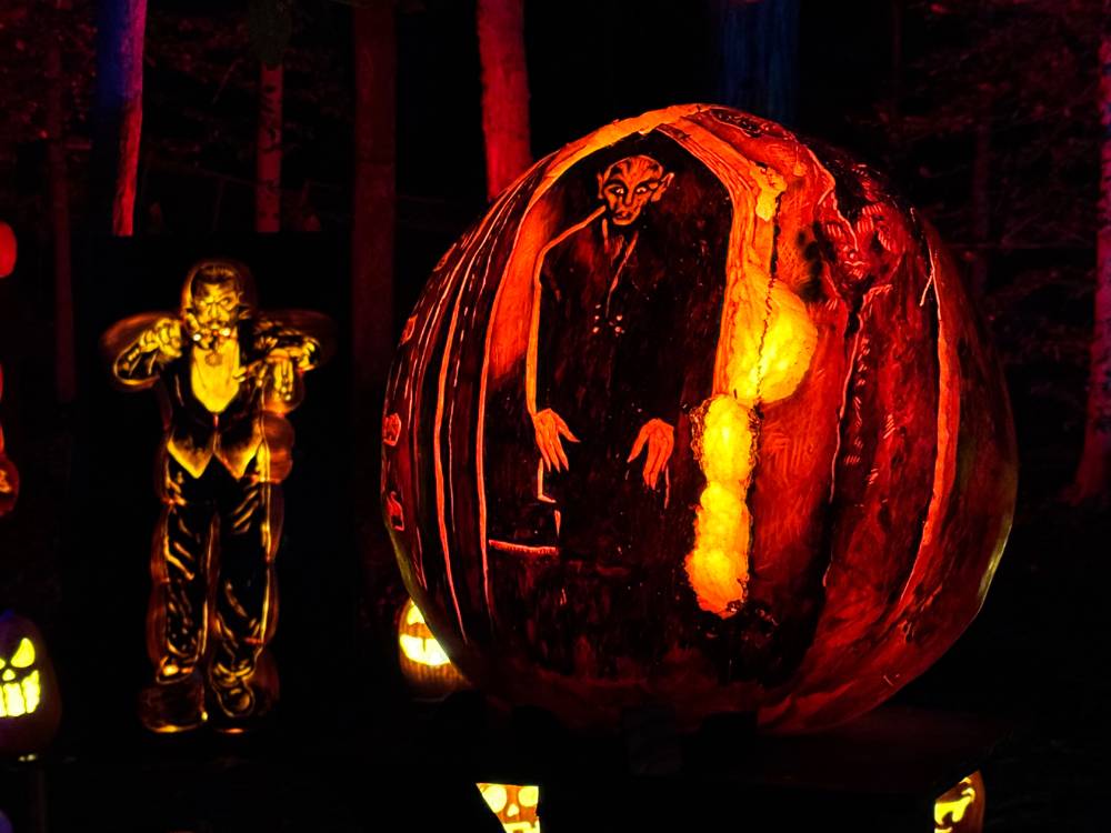 Autumn Season Tradition, photo 2 of 6