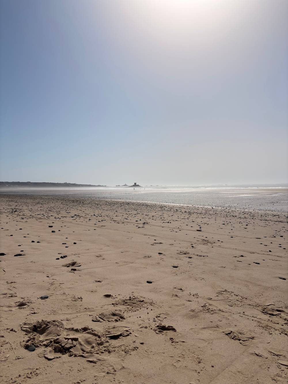 Zoomed out photo of the entire beach