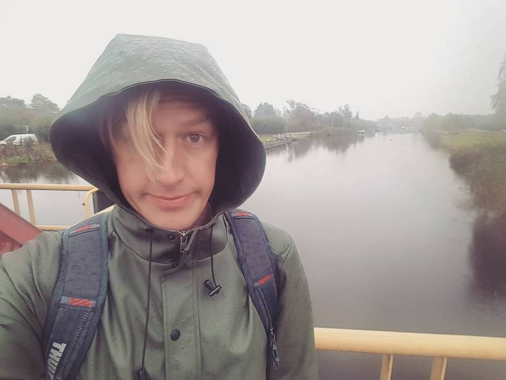 It's a very Dutch day and I need a haircut #raining 🌧☂