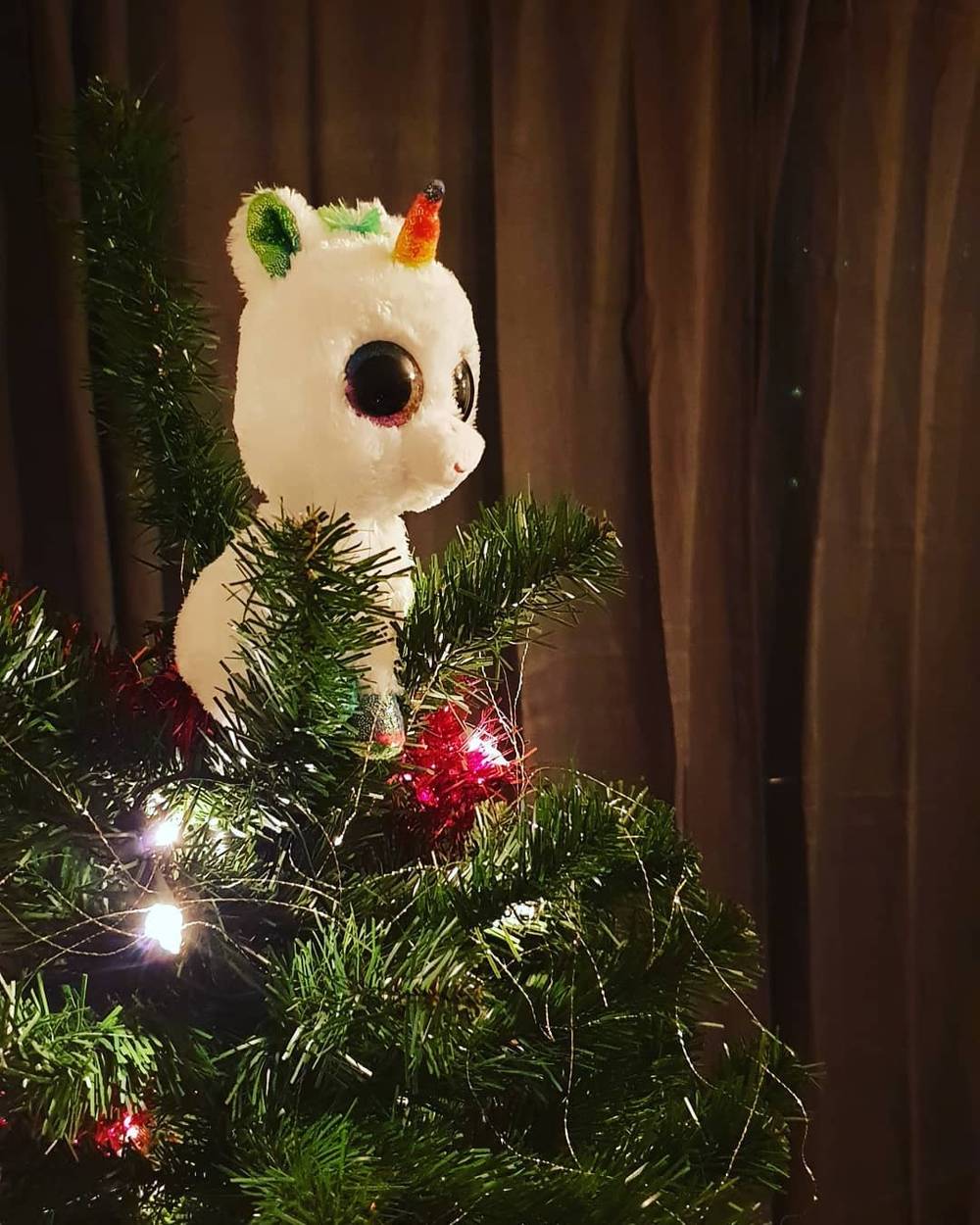 My xmas tree suggestion for 2018 #rainbow🌈 #unicorn🦄