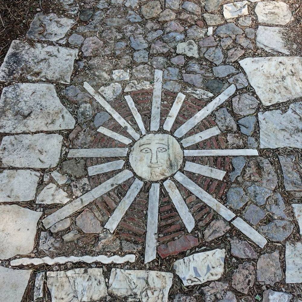 Sun emoji, 400BC 🇬🇷 🌞