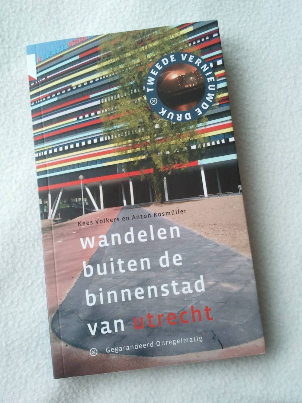 Utrecht walking guide book