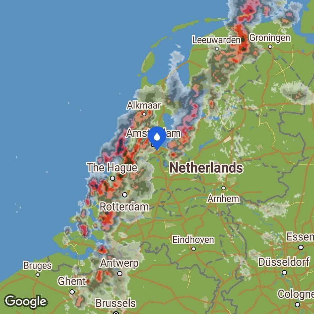 Go by bike they said. It'll be fun they said. 🚴‍♂️⛈️