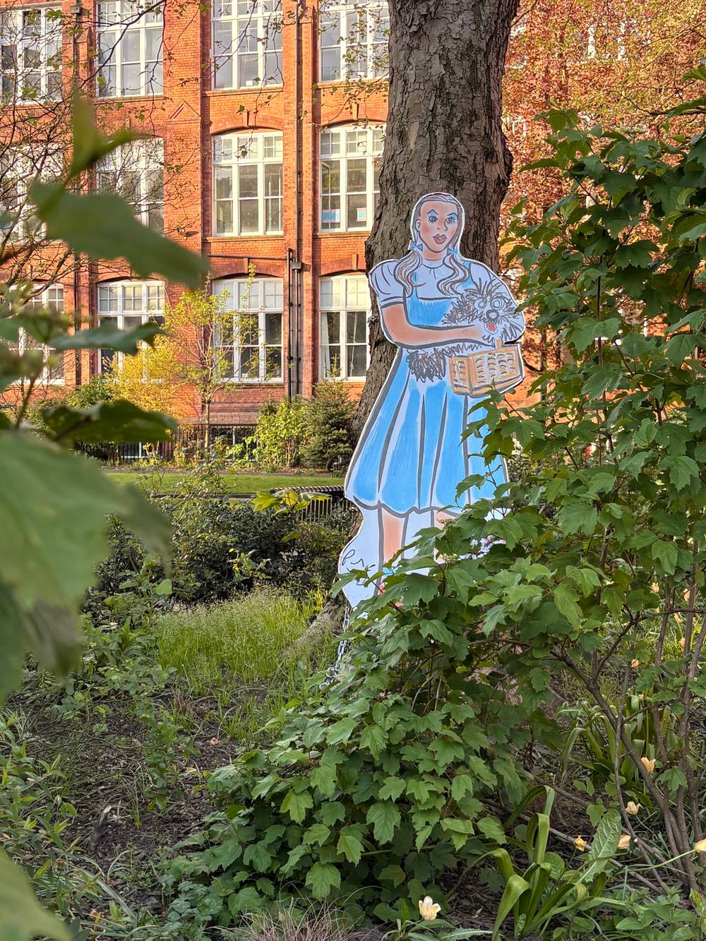 Dorothy amongst the bushes