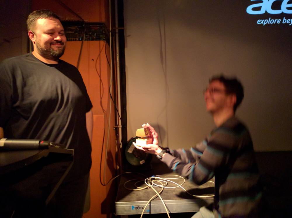 2016-03-29-berlin-hack-and-tell-43-easter-heggs, photo 2 of 2
