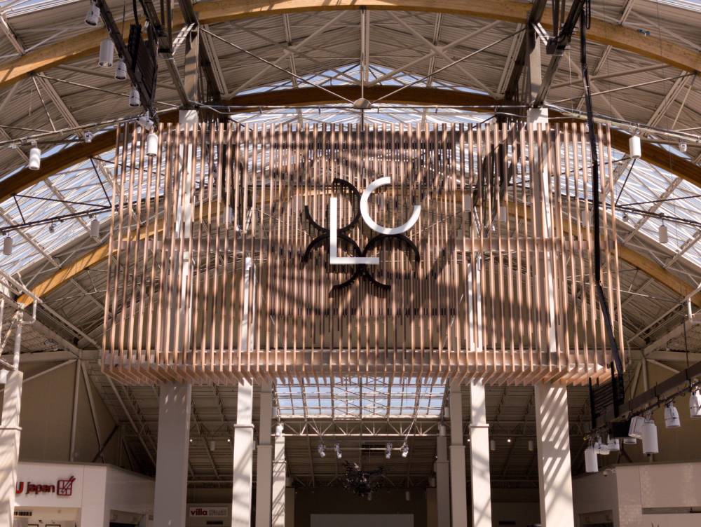 LLOYD'S LLAST DDAY