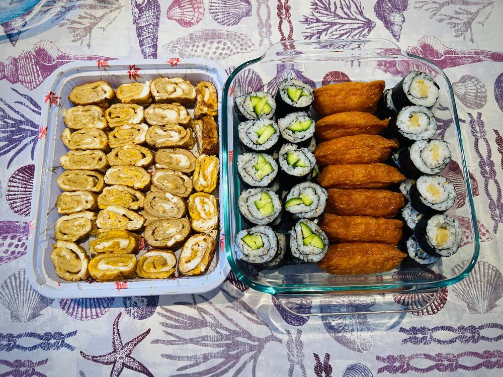 Mother and daughter worked together this morning 👩🏻👧🏻 to make snacks for daughter’s sc