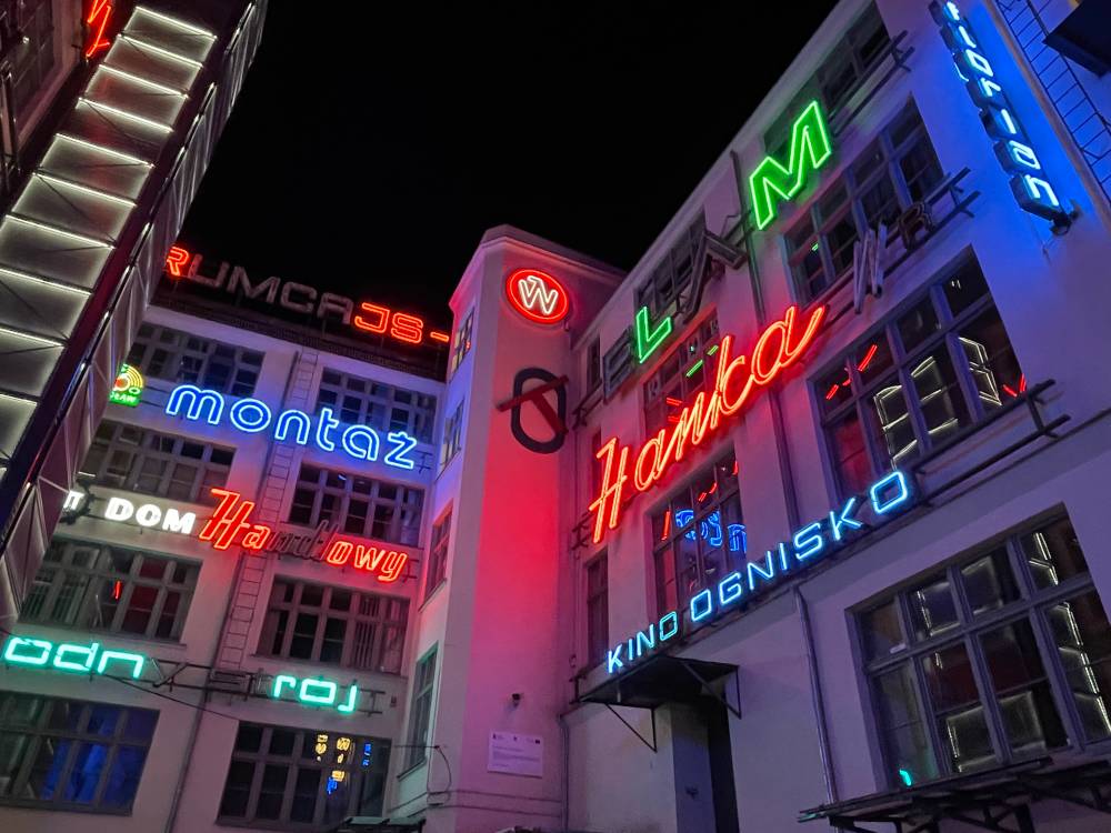 Neon Side Gallery